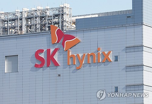 HBM 효과에…SK하이닉스 1분기 영업익 7.4조 '역대급 실적'(종합)