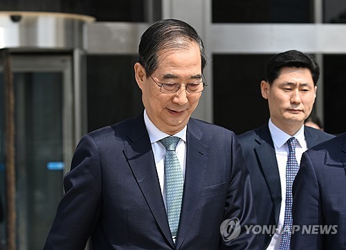 韓대행, '대선 출마' 질문에 "고생 많으셨다"…또 답변안해