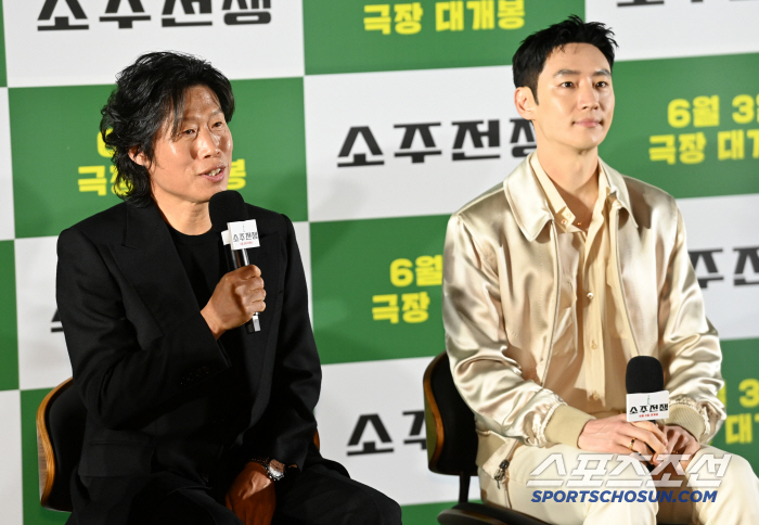 [포토] 유해진-이제훈, 소주전쟁 함께했어요