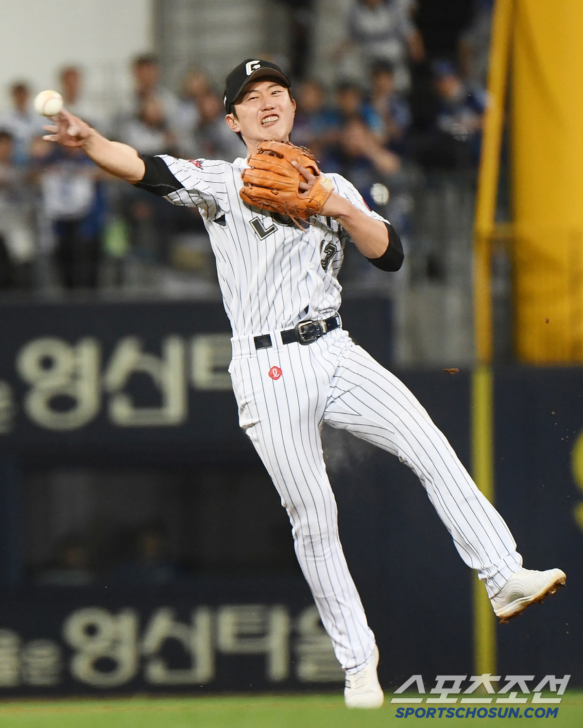 '리그 유일' 4할 복귀 → 손아섭 제치고 타격 1위… 어느덧 16G 연…