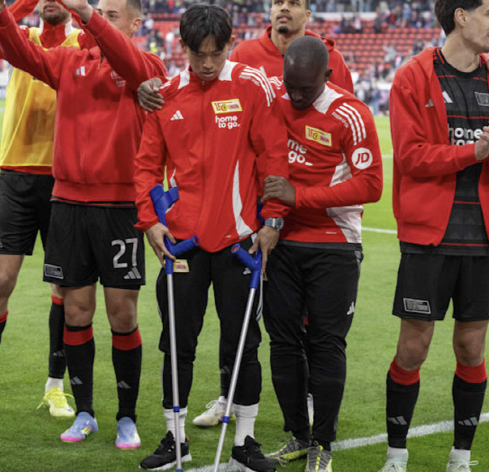 '韓 축구 대형 호재'..."강해져서 돌아온다" 'AG 득점왕' 대표팀 …
