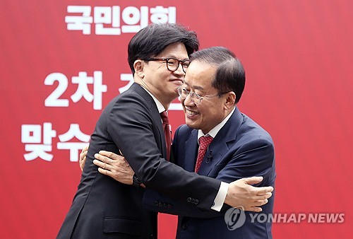 洪 "한동훈, 참 못된 사람…깐족거림으로 세상 경영 못 해"