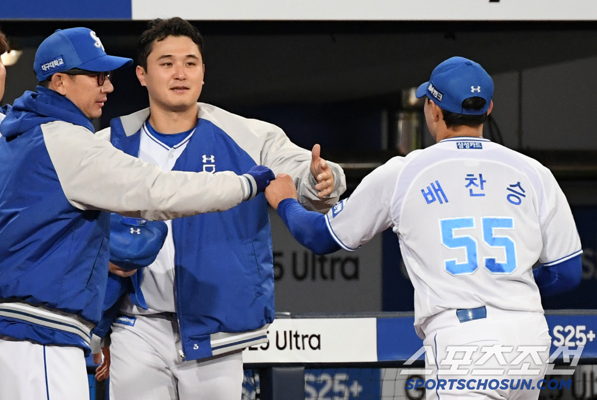 '진짜 겁 없는 놈이네' 70억 FA도 감탄한 고졸 루키 배찬승...15…