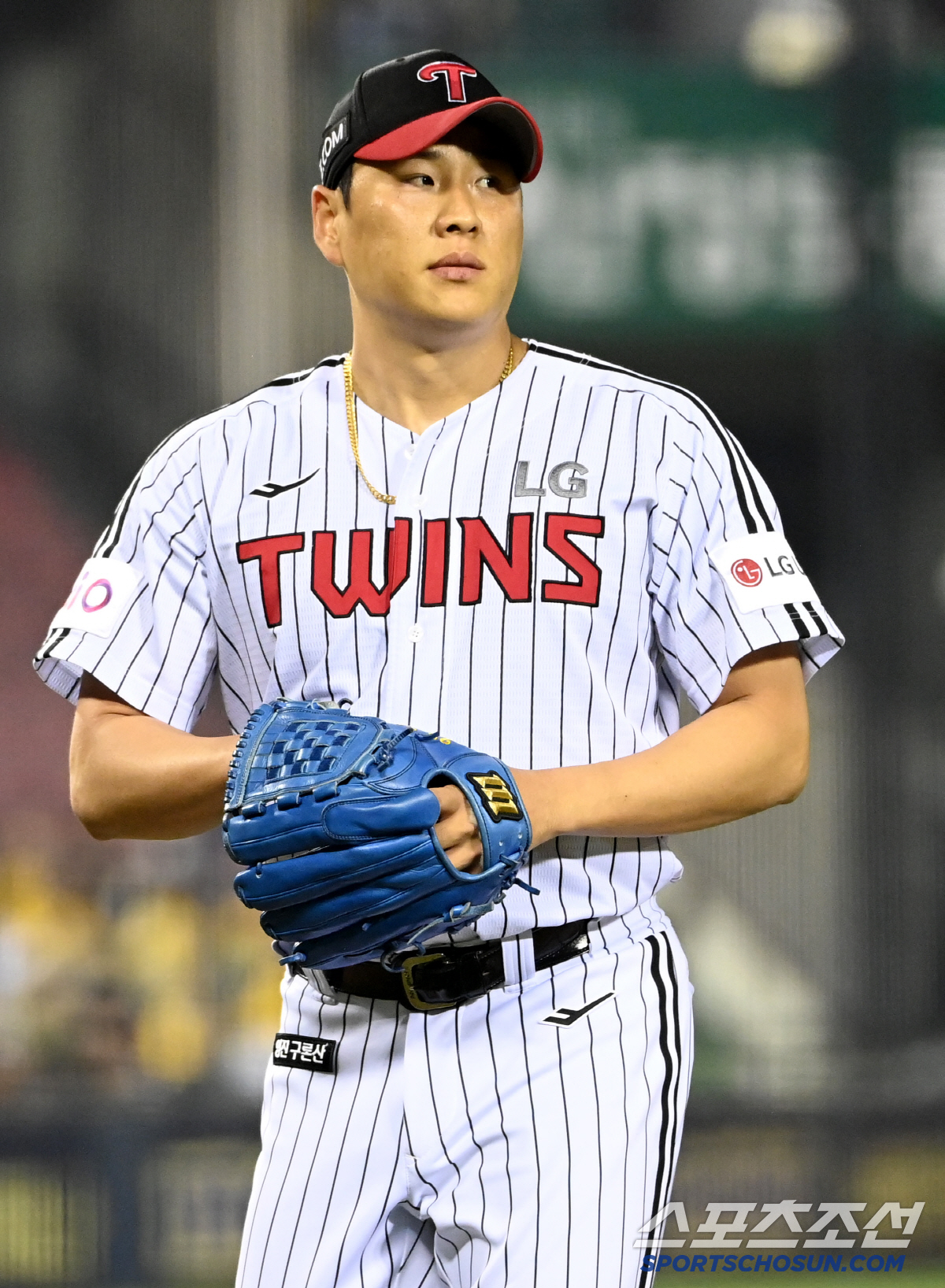 '나 포크볼 던진다.' 구종 알려주는 투수가 있다니... 그런데 144㎞…