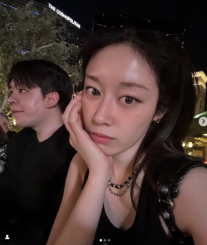 지연 '황재균 이혼' 5개월만 훈남과 여행 