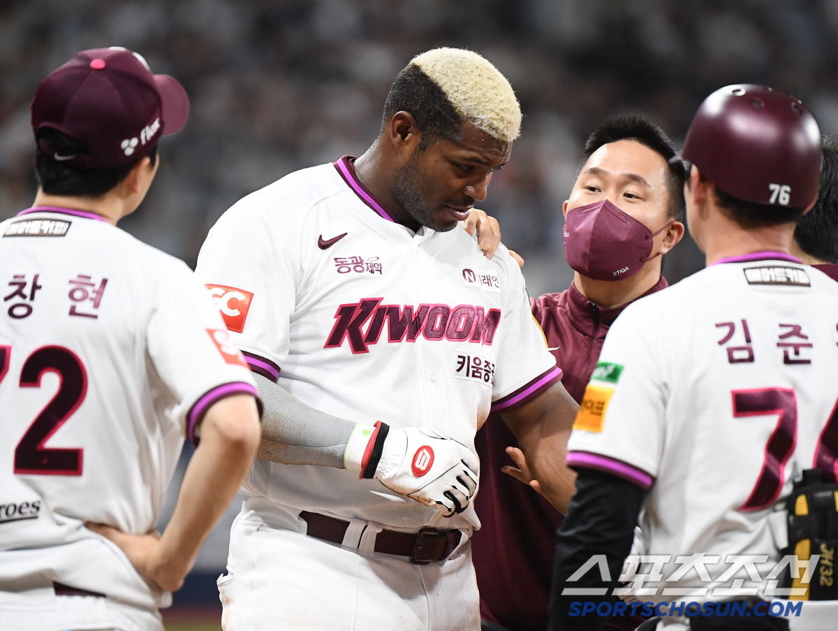 "당장은 경기 못 뛴다" 그런데 왜, 푸이그 엔트리에서 제외하지 않는 것…