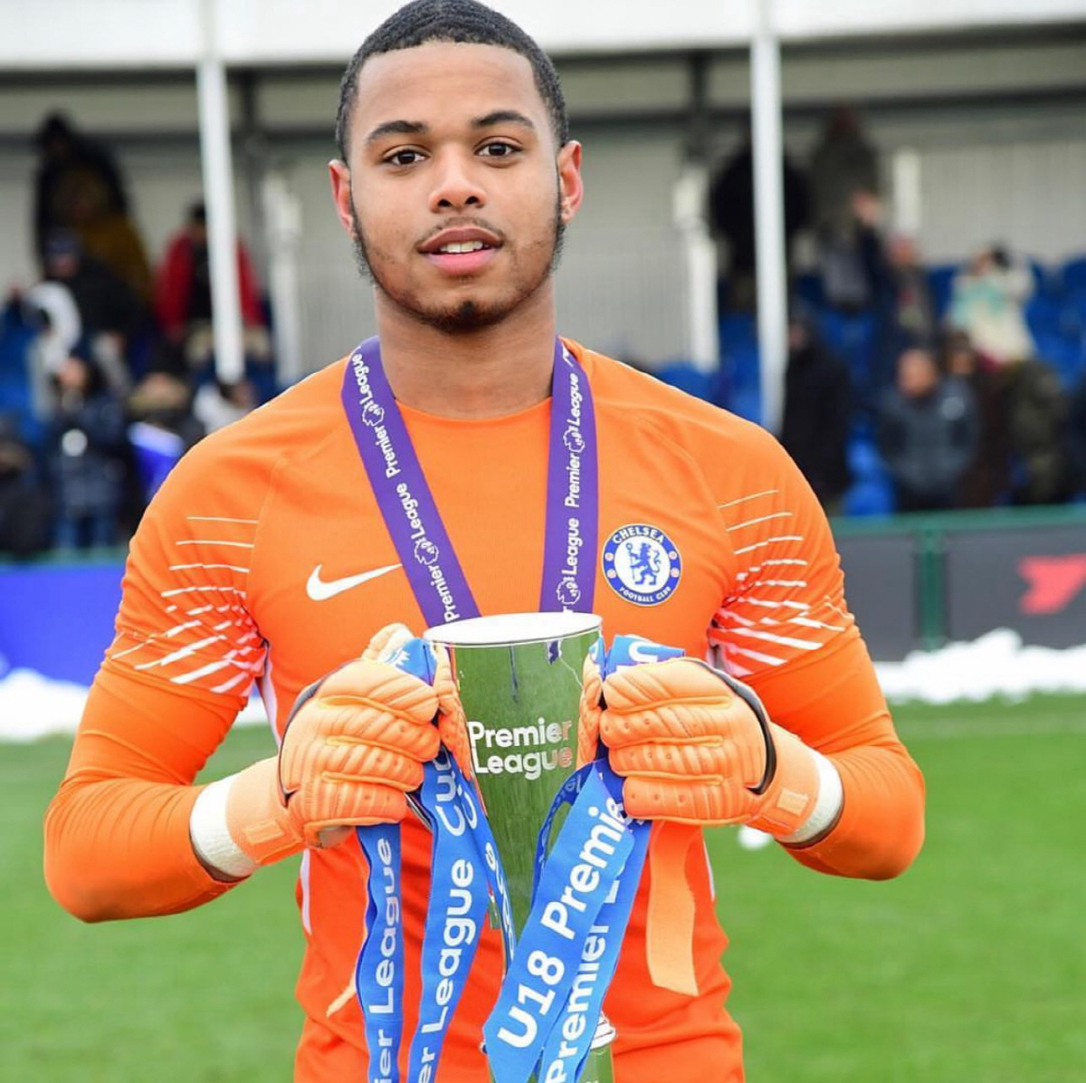 쇼킹! 전 첼시 GK, 24세에 축구화 벗고 군화 신었다…"골문? 난 프…