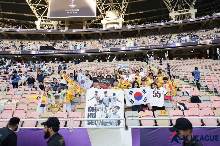 [ACLE 리뷰]'사우디 참사'에 고개 떨군 이정효…광주, '亞최강' 알 힐랄에 0-7 치욕패 '4강 좌절'
