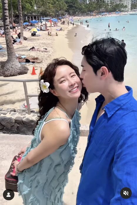 은가은♥박현호, 하와이서 뜨거운 허니문..뽀뽀하며 '꿀 뚝뚝'