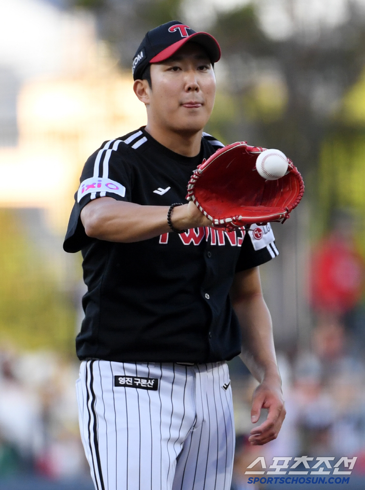염버지의 확신 "손주영은 RYU 전성기급 포텐" → 메이저도 가능한 투수…
