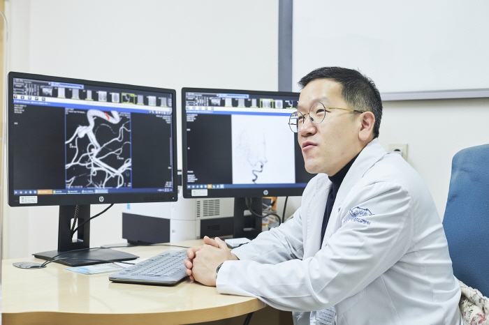 머릿속 '시한폭탄' 뇌동맥류 환자 5년간 63% 증가…5060여성 최다