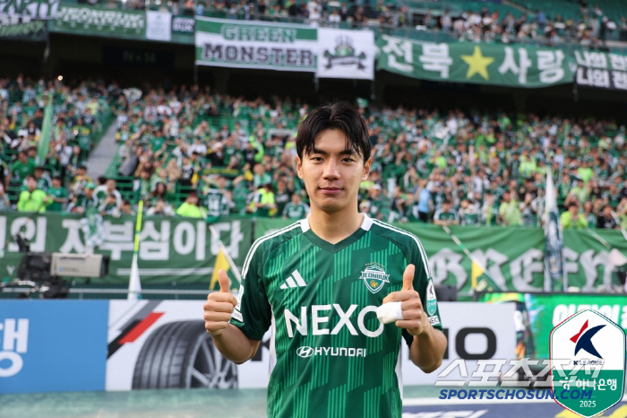 "후반 쥐났을때 나갈까 고민했어요" 벌써 6호골'전북 대세.전진우가 털어…