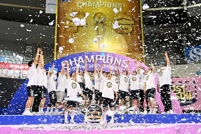 '이변은 없었다' 두산, 男 핸드볼 리그 10년 연속 정상…MVP 이한솔