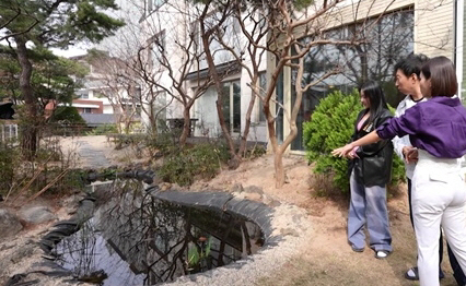 음악감독 전수경 "中브랜드 20초 CM송에 억단위 받아"..용산 한복판에 초고급 연못 하우스 '깜짝'(사당귀)