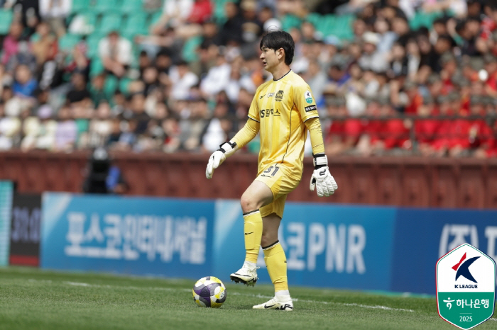 [포항 현장리뷰]"'축神' 오베르단은 징크스도 부순다" 포항, 서울 1-…