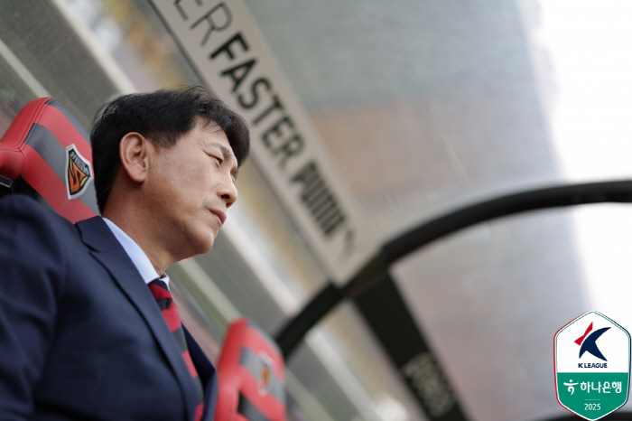 [포항 현장리뷰]"'축神' 오베르단은 징크스도 부순다" 포항, 서울 1-…