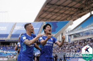 성남 잡은 수원 변성환 감독
