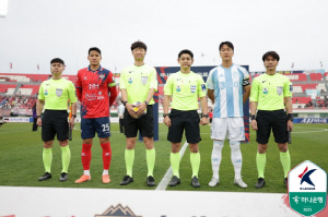 [현장리뷰]'유강현 속죄 생일포' 김천 상무 새 역사 '창단 첫' 울산 HD 제압, 2-0 승리 '연패 탈출→3위 점프'