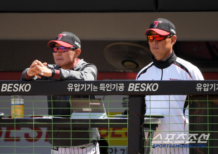 염버지도 냉정할땐 가차없다! 2군행 엄중경고 → "3년 동안 엄청 밀어줬…