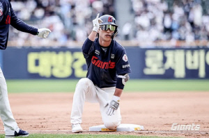 '타격 1위' 롯데 전민재 