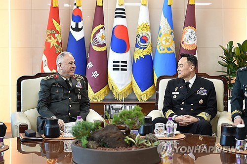 합참의장, 튀르키예 총사령관 접견…북러 군사협력 우려 공감