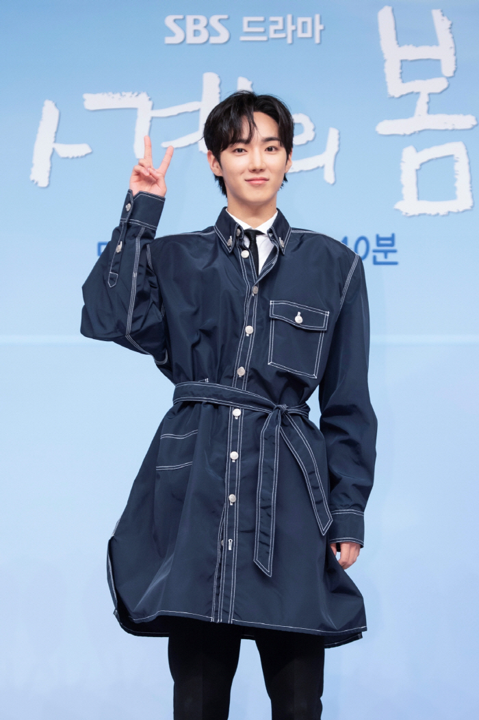 '사계의 봄' 김성용 감독 "신예 하유준, 초긍정 에너지+스펀지 성장력 인상적"