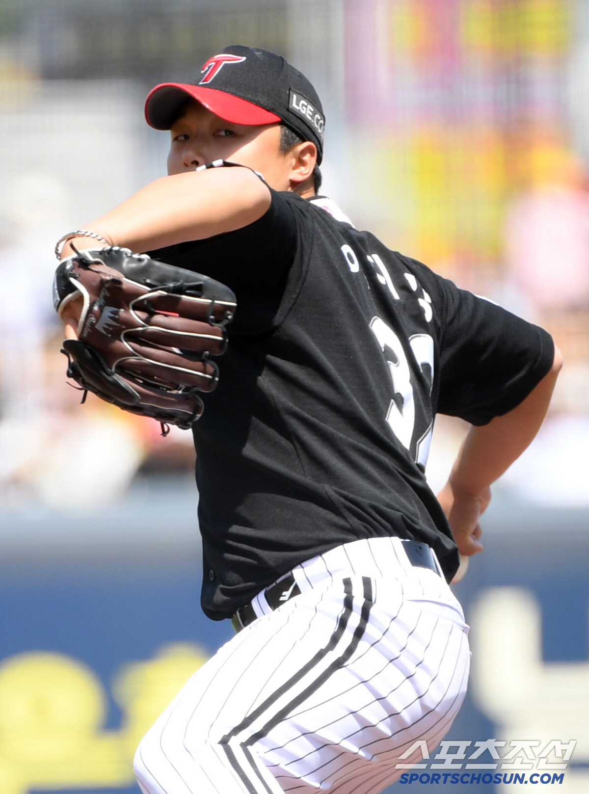 0.1이닝 4사구 4개→3이닝 6실점. 대체 폭망은 끝. '위기의 1위'…