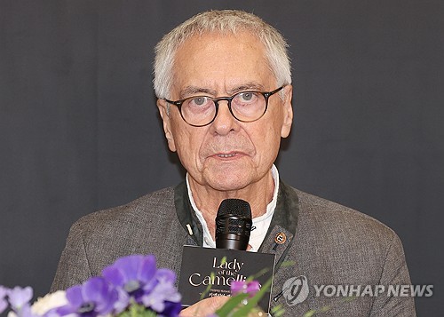 '전설의 안무가' 노이마이어 "최고의 '카멜리아 레이디' 선사"