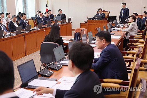 국회 국토위, 산불 피해복구 예산 등 1천300억 증액 추경안 의결