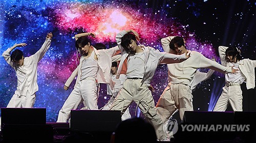 '한한령' 이후 中콘서트 첫 허가…中 "韓과 문화교류에 개방적"(종합)