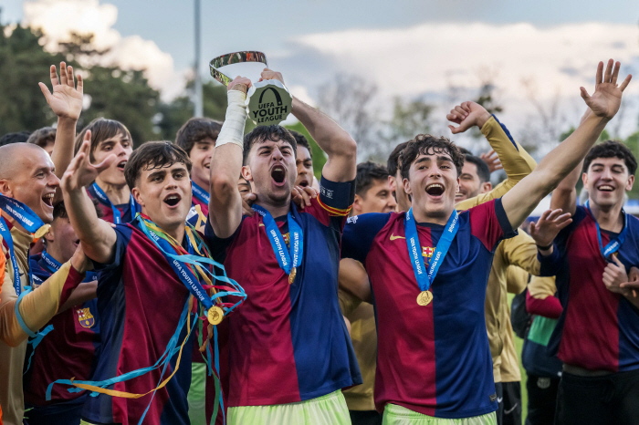 온 세상이 바르셀로나다…남녀 프로팀+U-19 동반 '트레블의 트레블' 눈…