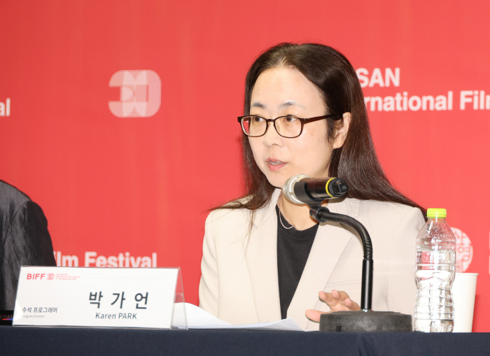 박가언 수석 프로그래머 "부국제 예산 삭감? 어려움 없다면 거짓말이지만.."