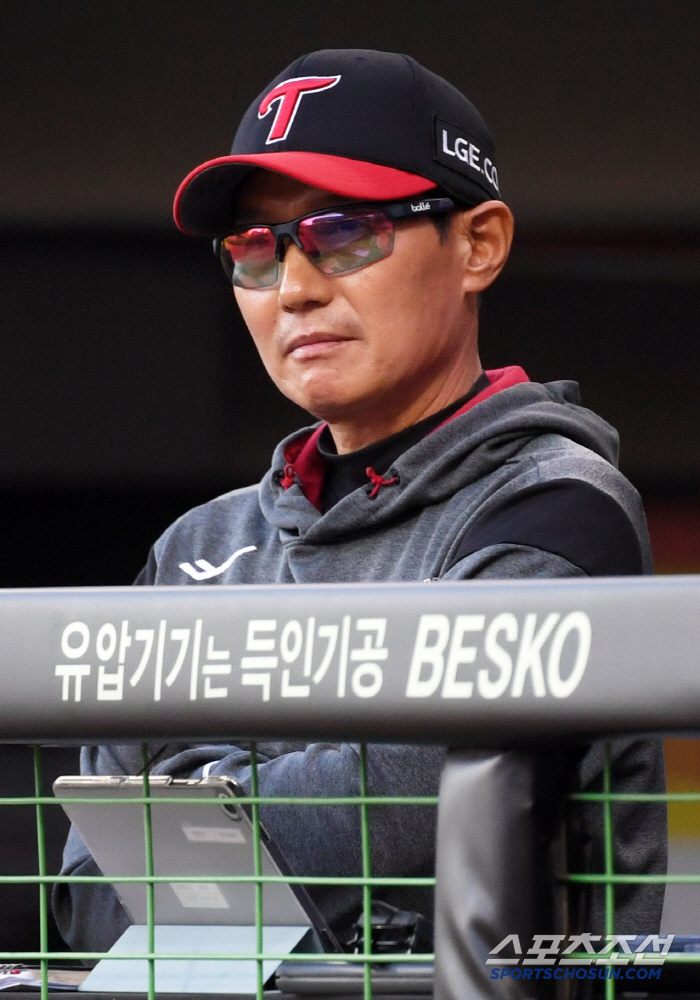 '대체 외인' 코엔 윈 내일 2군 50개→일요일 SSG전 선발. 70억 …