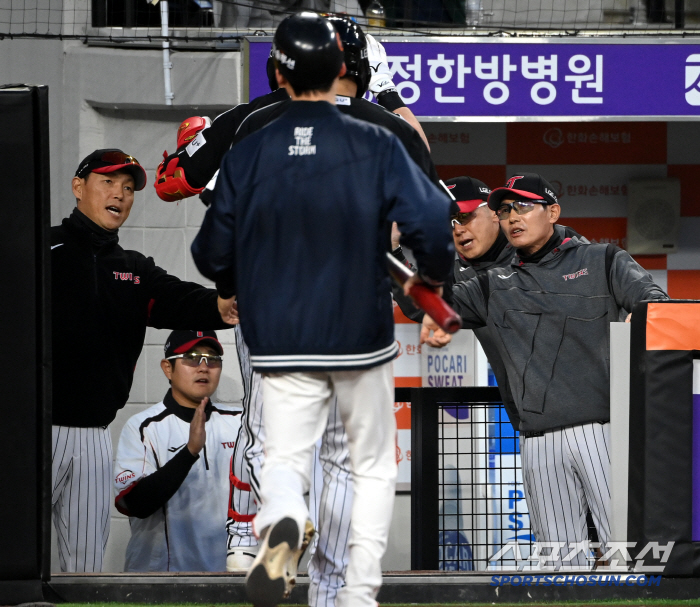 '절대 1강→4강 체제 변화오나.' 첫 3연패 LG의 위기가 현실로...…