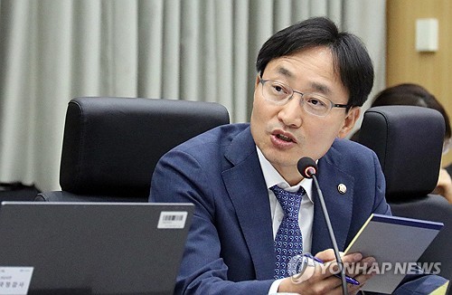 임광현 "10년간 금 보유 증가, 외환보유 상위 10개국 중 하위권"