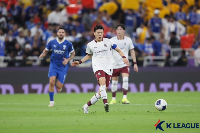 '0-7 후유증? 그런거 없다' 신난 듯 다시 노트북 켠 이정효…"강현아…