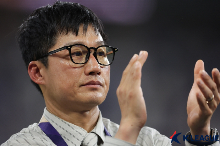'0-7 후유증? 그런거 없다' 신난 듯 다시 노트북 켠 이정효…"강현아…