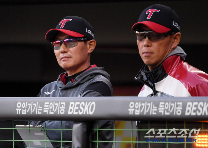 2승6패 2G차 쫓기는 1위. 갈길 급한데도 9연전을 선발 6명으로. 염갈량은 다시 때를 기다리고 있다[대전 포커스]