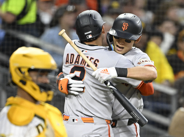 '올 MLB 팀' 이정후 적시타 폭발, 6경기 연속 안타, 시즌 17타점…