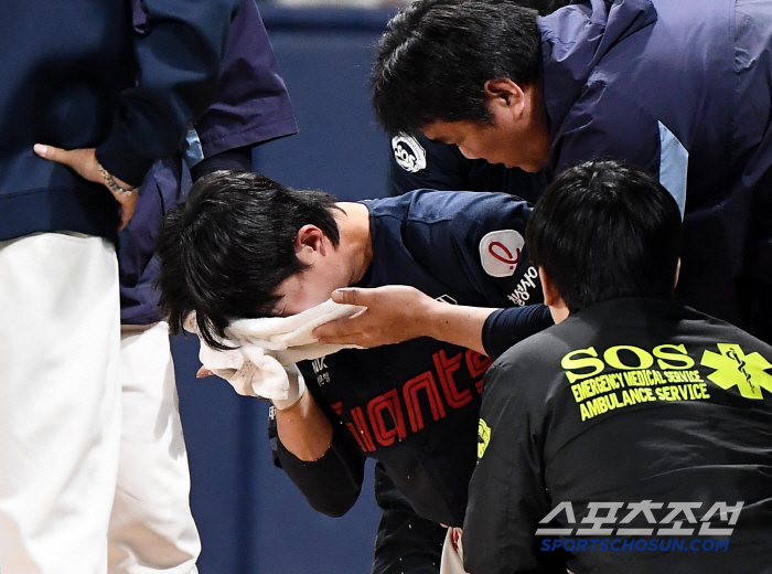 천만다행! 가슴 쓸어내린 롯데…'헤드샷' 전민재, 부상 여파 최소화 → …