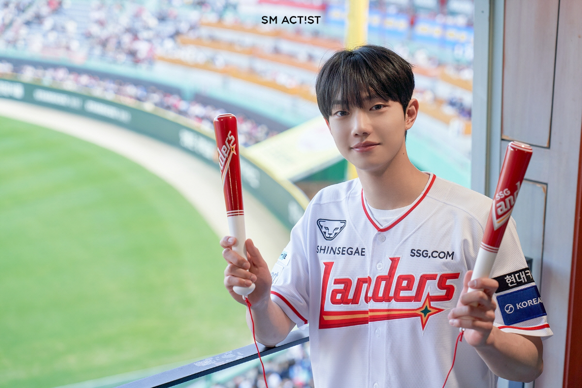 '바니와 오빠들' 조준영, 생애 첫 시구 도전…"떨렸지만 색달랐던 경험"