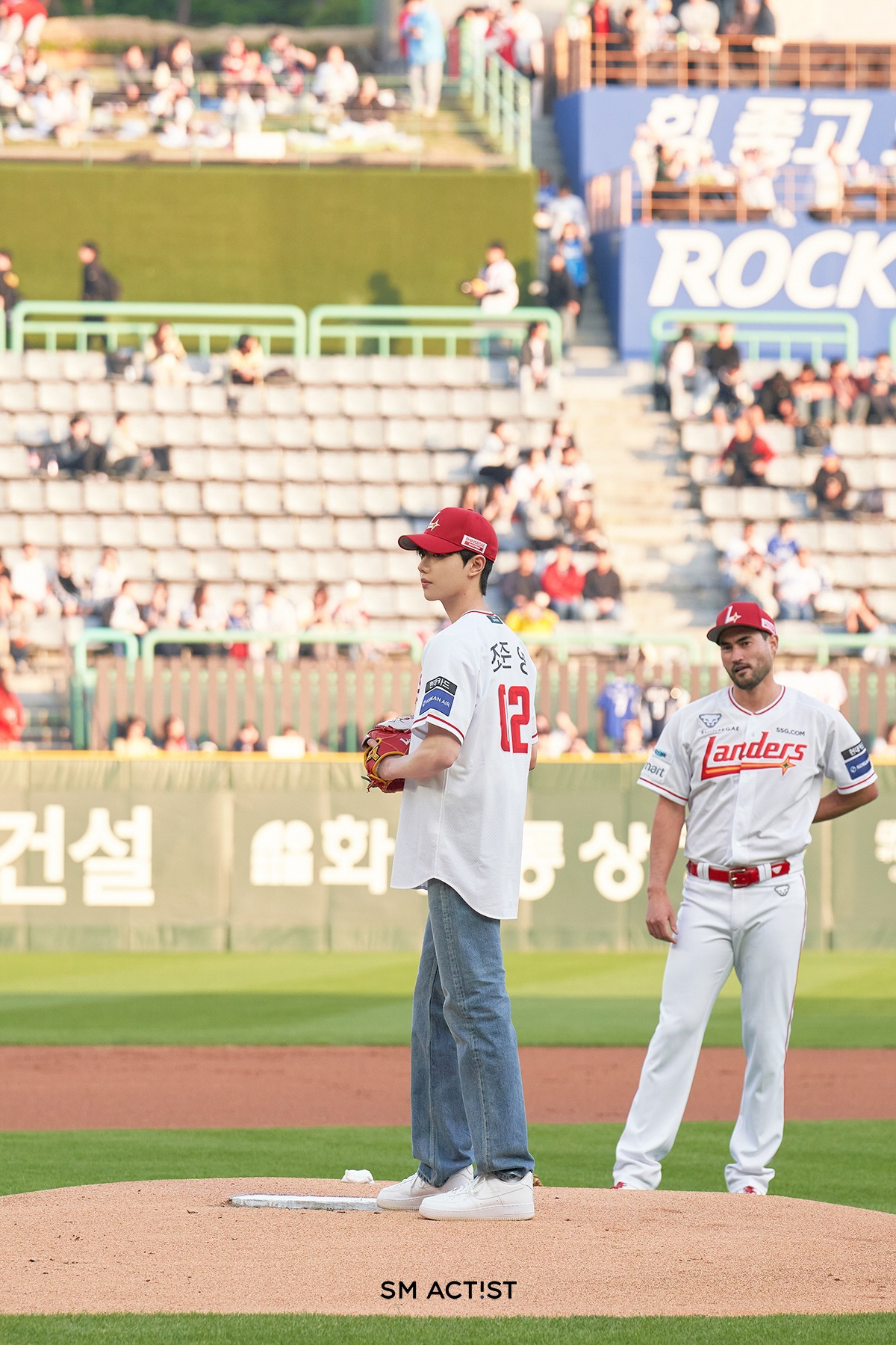 '바니와 오빠들' 조준영, 생애 첫 시구 도전…"떨렸지만 색달랐던 경험"