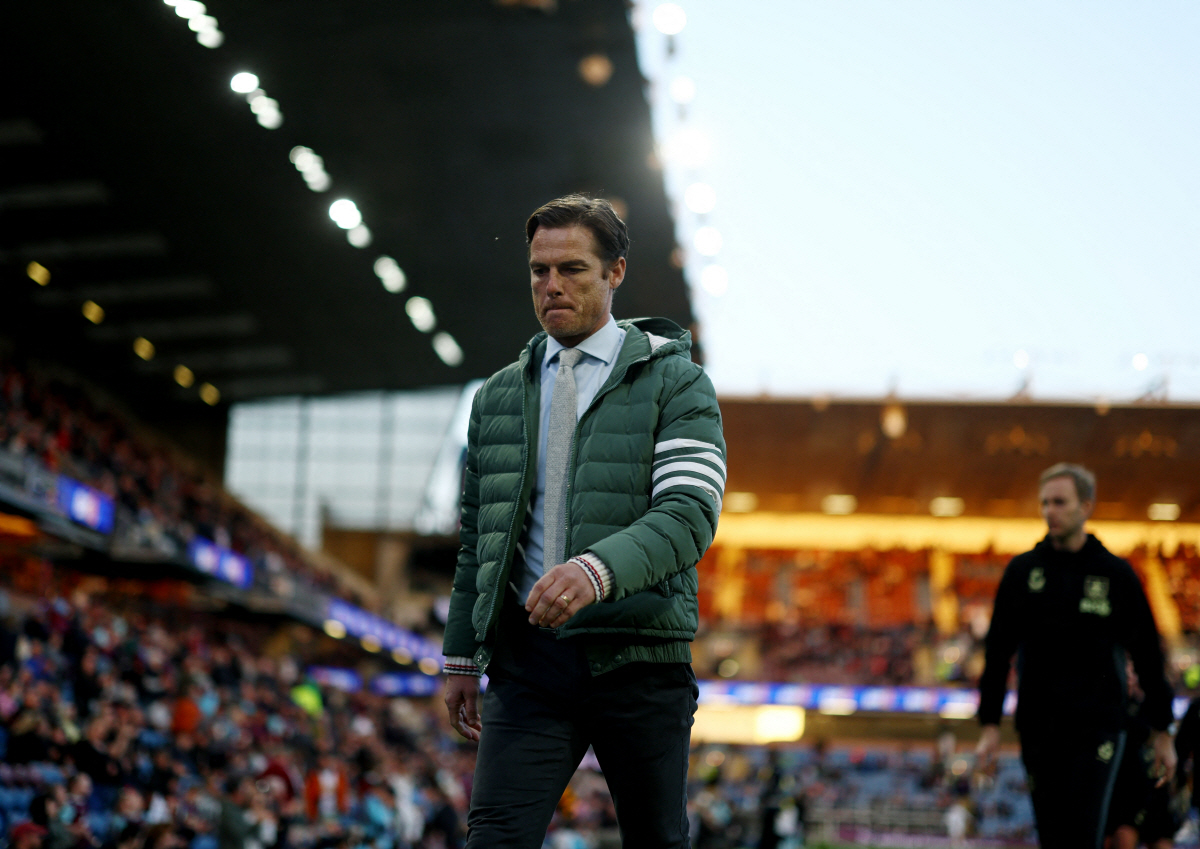 토트넘 대망신! 레비 큰일났다...차기 감독 플랜B 후보, 제안도 받지 …