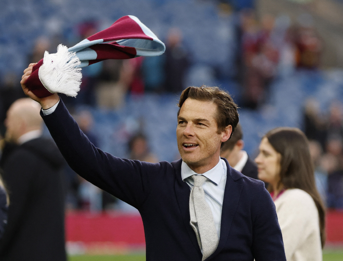 토트넘 대망신! 레비 큰일났다...차기 감독 플랜B 후보, 제안도 받지 …