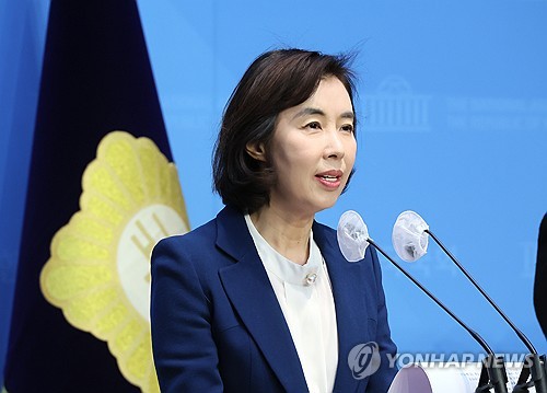 민주 "노동시간 단축·포괄임금제 근본 검토해 노동환경 개선"