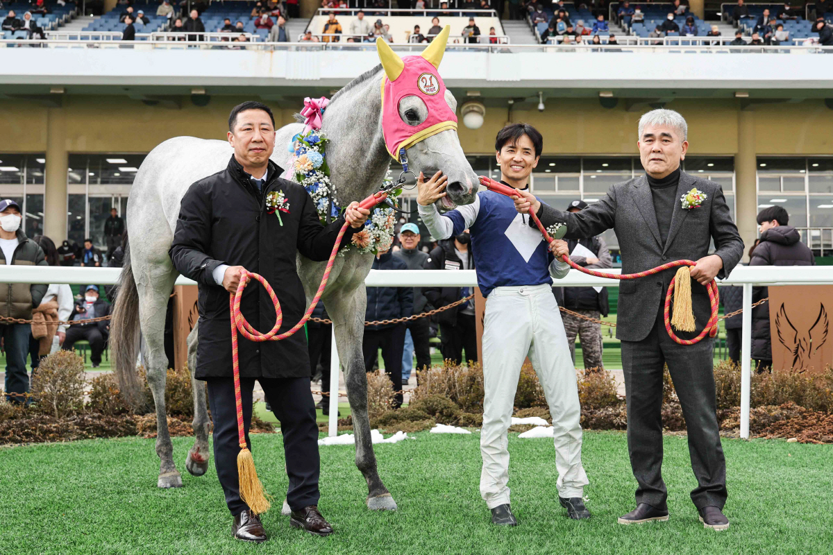 [경마]문병기 조교사, 100승 고지 넘으며 탑클래스 진입