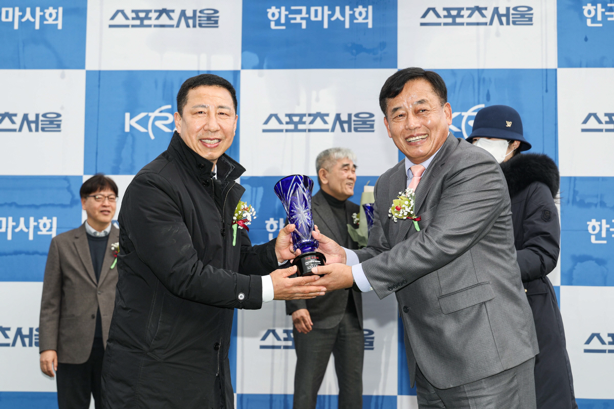 [경마]문병기 조교사, 100승 고지 넘으며 탑클래스 진입