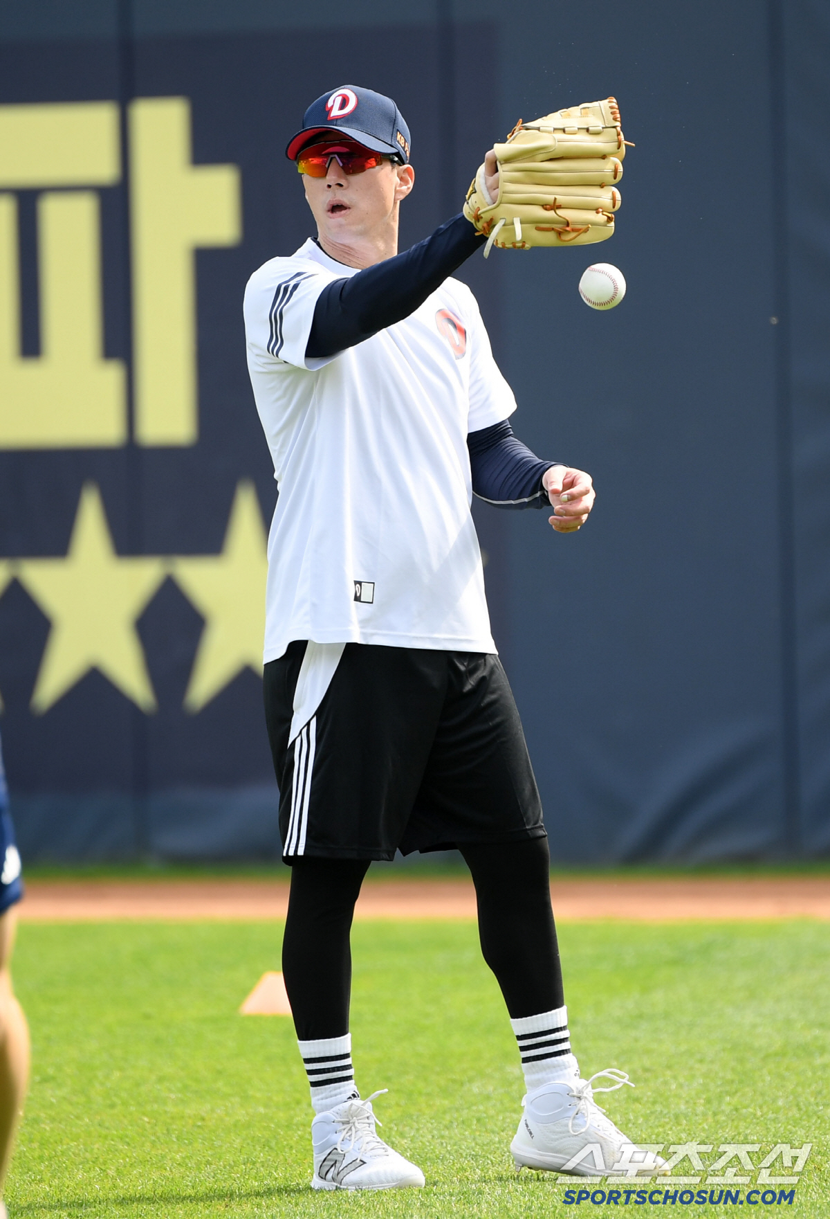 정신차려 두산! 고효준 오자마자 작심 일침! "악이 없어졌다. 내가 솔선…