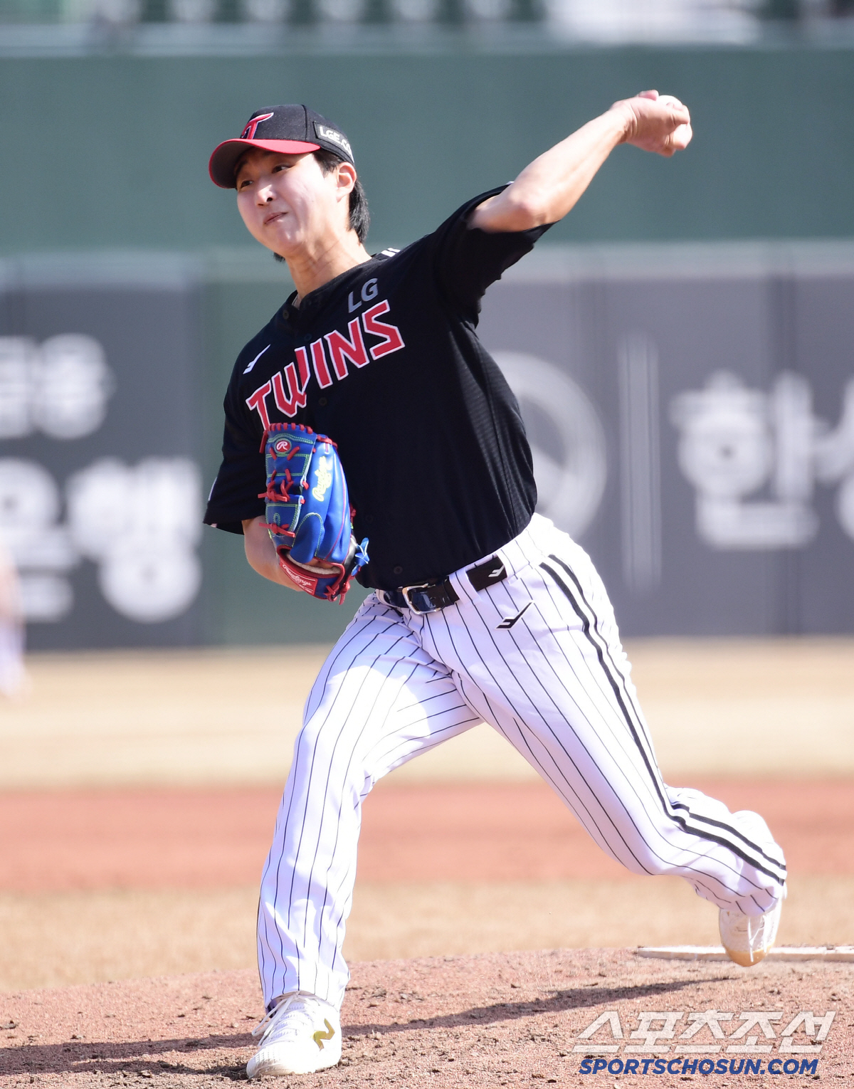'왼손 임찬규'는 다음에... 70억 FA 보상선수의 LG 1군 데뷔전이…