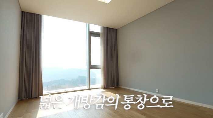 고소영, 럭셔리 가평 3층 대저택 최초 공개..."세계건축상 받았다" (…
